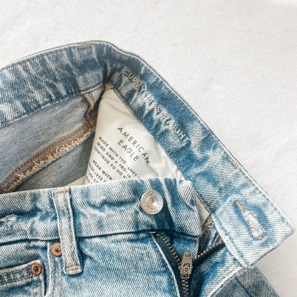 AEO | Curvy 90's Straight Jean - Picture 5 of 8